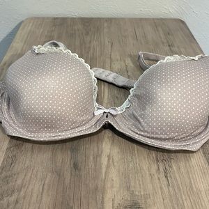 Body by Victoria Victoria’s Secret lined demi bra
